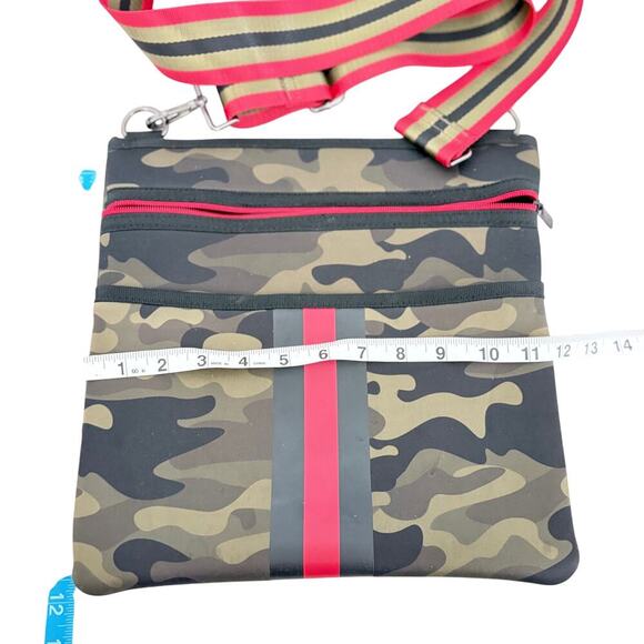 Haute Shore Crossbody Camo Stripe Adjustable Strap Y2K Streetwear Ballet grunge - Picture 8 of 8